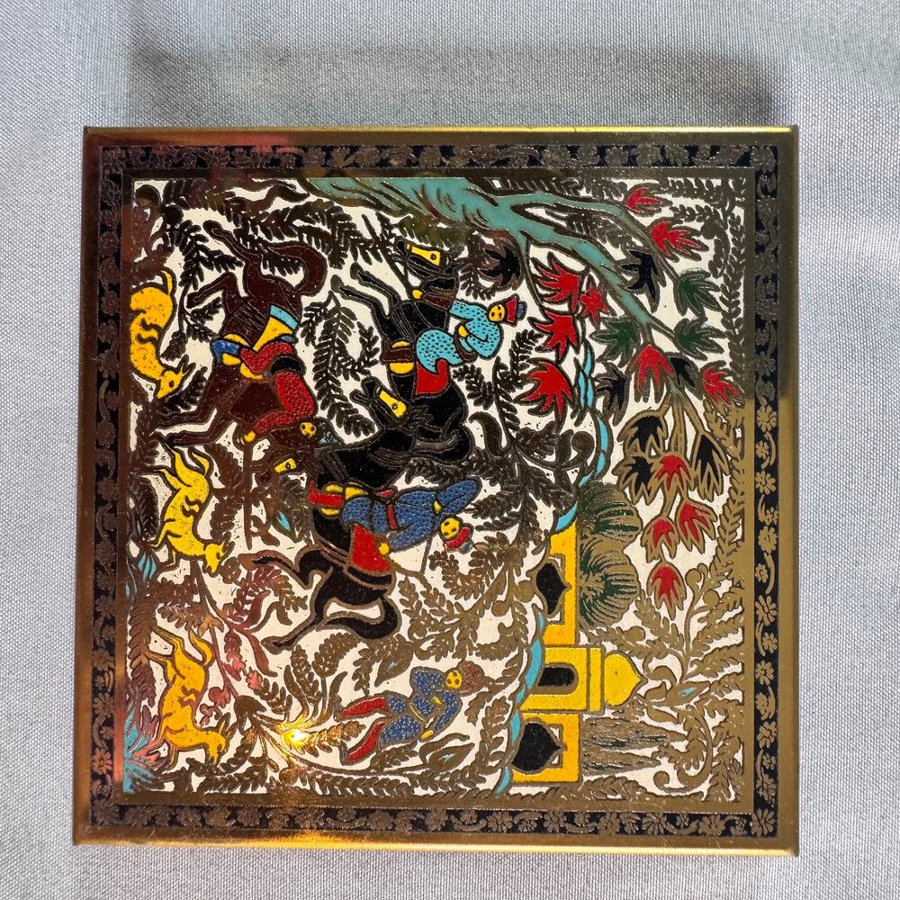 Vintage Volupte USA Powder Compact Hunting Scene Mirror w/ Pouch Mid Century